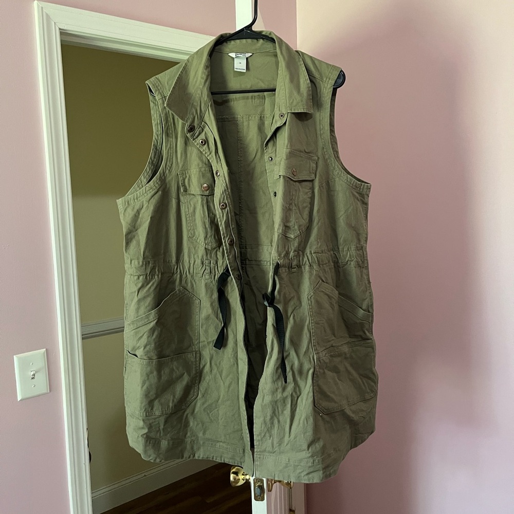 Duluth Trading Co Olive Utility Vest
